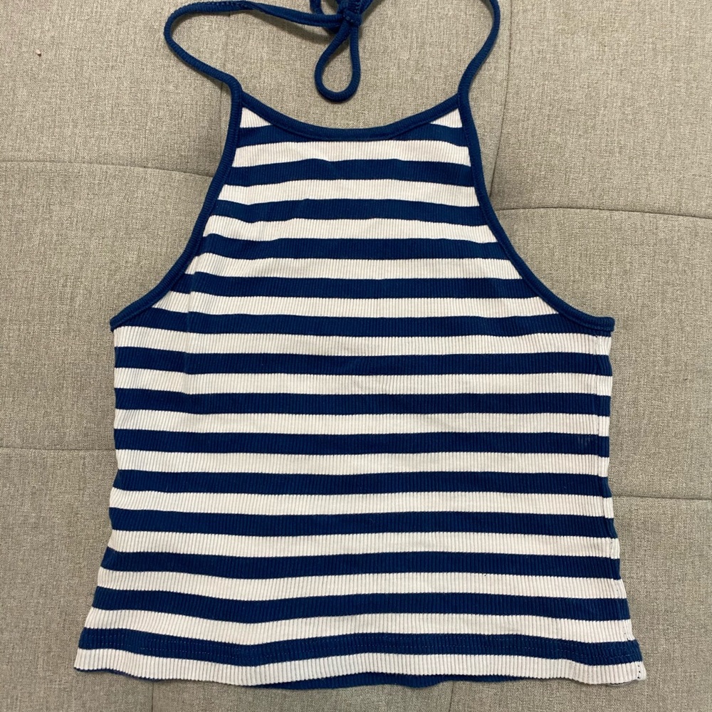 Halter Top - Picture 2 of 3